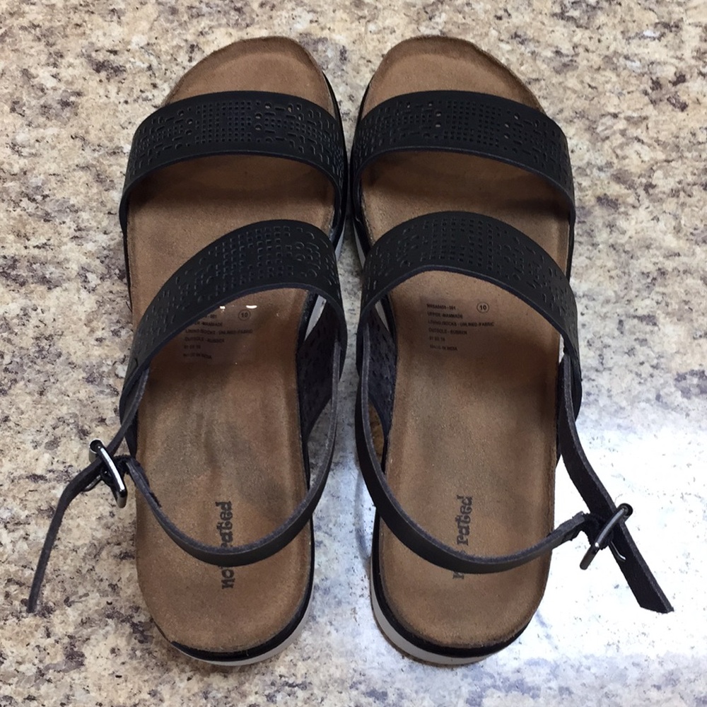 NOT RATED Platform Sandals - Picture 2 of 8